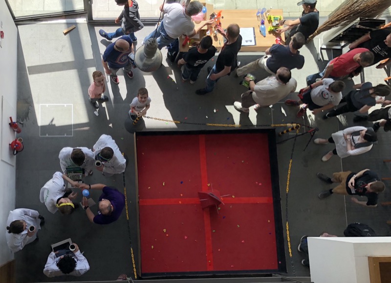 Birds eye view of the PiNoon arena
